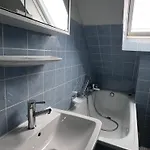 Flattyone Ruhrgebiet - Schlafkomfort Und Anbindung - Neu Renoviert * 보훔
