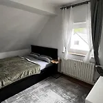 아파트 Flattyone Ruhrgebiet - Schlafkomfort Und Anbindung - Neu Renoviert *