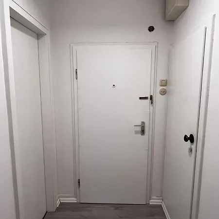 Flattyone Ruhrgebiet - Schlafkomfort Und Anbindung - Neu Renoviert アパート *