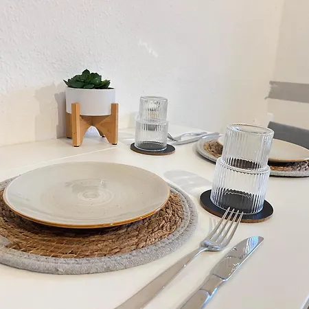 アパート Flattyone Ruhrgebiet - Schlafkomfort Und Anbindung - Neu Renoviert