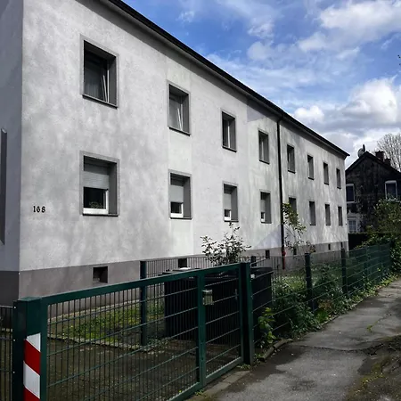 Flattyone Ruhrgebiet - Schlafkomfort Und Anbindung - Neu Renoviert *