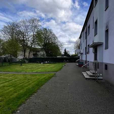 Flattyone Ruhrgebiet - Schlafkomfort Und Anbindung - Neu Renoviert Appartement Bochum
