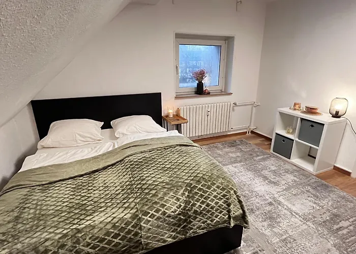 Flattyone Ruhrgebiet - Schlafkomfort Und Anbindung - Neu Renoviert *