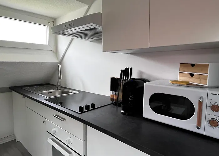 Flattyone Ruhrgebiet - Schlafkomfort Und Anbindung - Neu Renoviert Appartement